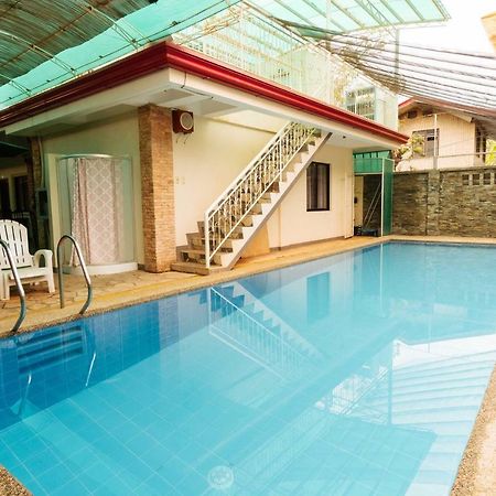 Reddoorz Premium Near Pristine Beach Puerto Princesa Екстер'єр фото
