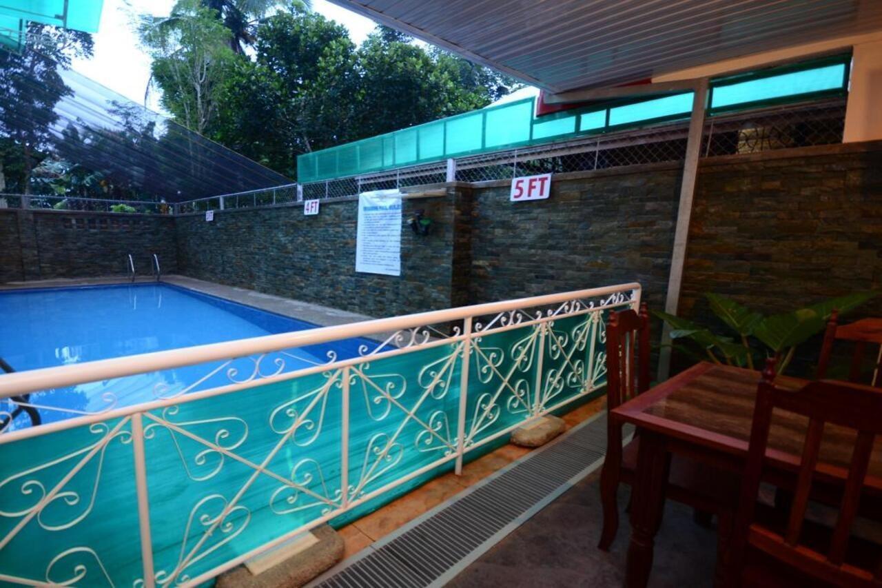 Reddoorz Premium Near Pristine Beach Puerto Princesa Екстер'єр фото