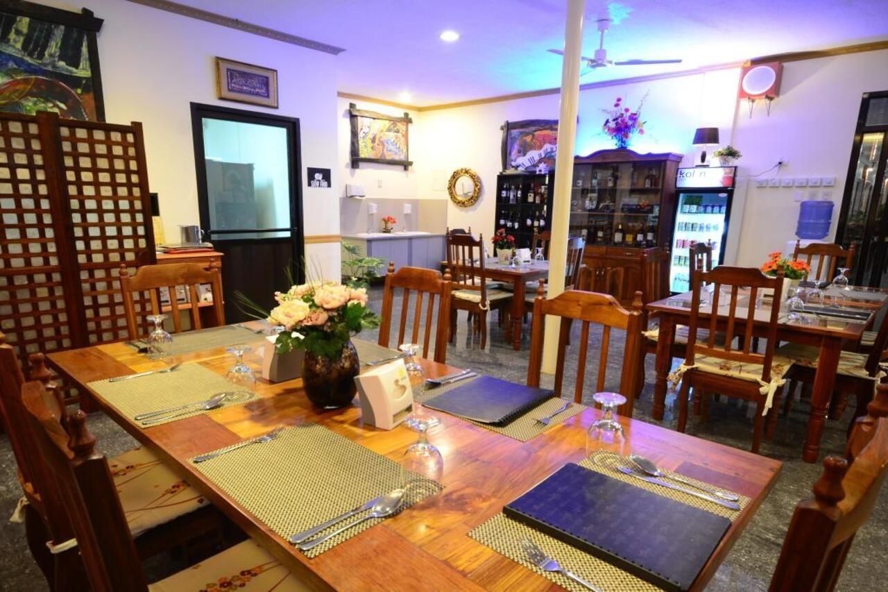 Reddoorz Premium Near Pristine Beach Puerto Princesa Екстер'єр фото