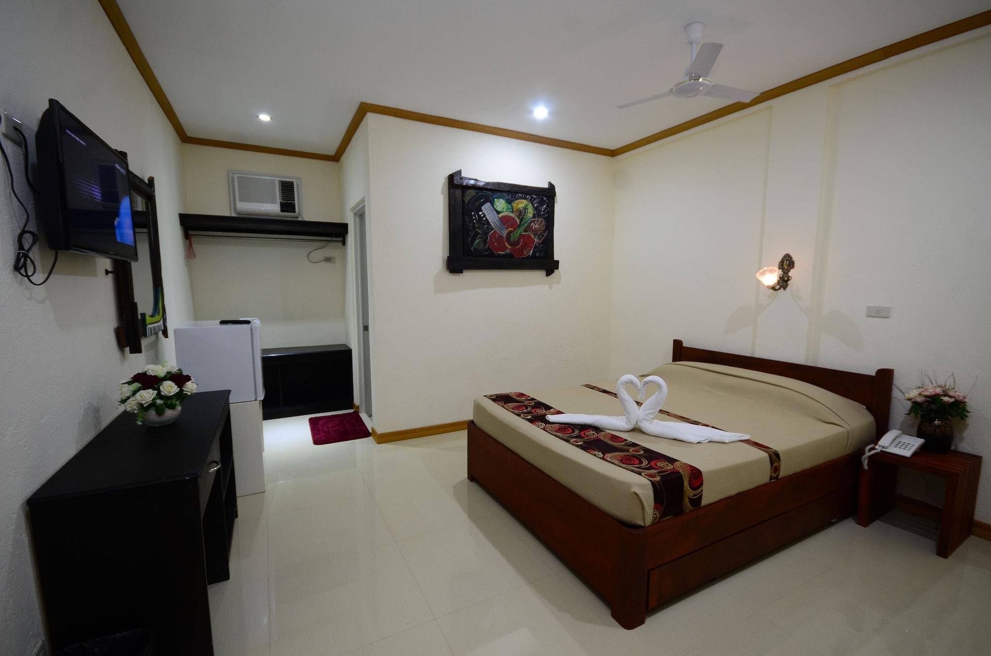 Reddoorz Premium Near Pristine Beach Puerto Princesa Екстер'єр фото