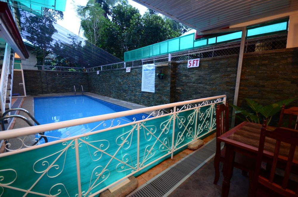Reddoorz Premium Near Pristine Beach Puerto Princesa Екстер'єр фото