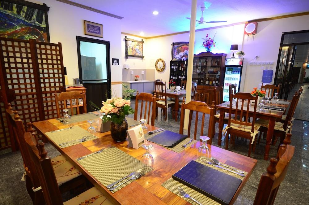 Reddoorz Premium Near Pristine Beach Puerto Princesa Екстер'єр фото