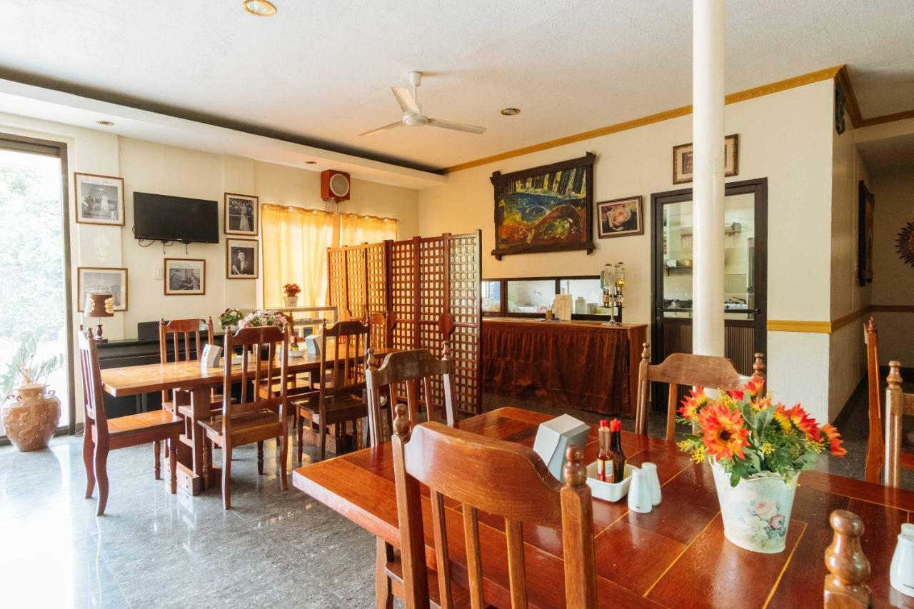 Reddoorz Premium Near Pristine Beach Puerto Princesa Екстер'єр фото