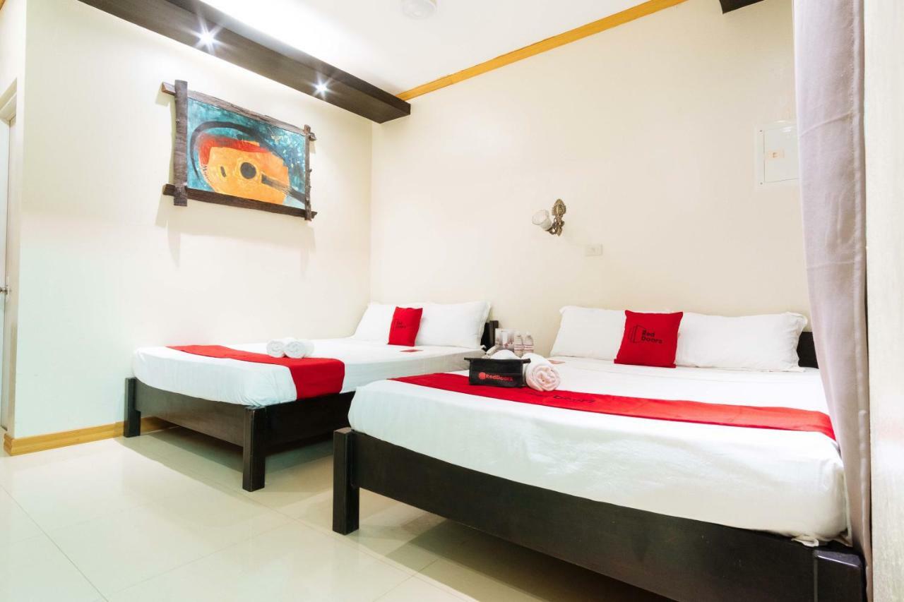 Reddoorz Premium Near Pristine Beach Puerto Princesa Екстер'єр фото